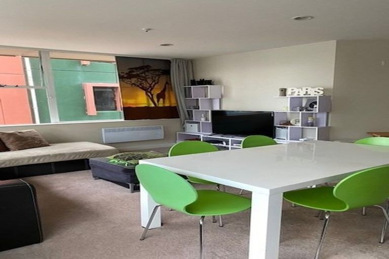Photo of property in Terrace Tower Apartments, 8b/126 The Terrace, Wellington Central, Wellington, 6011
