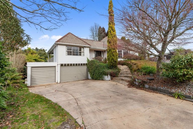 Photo of property in 16 Gwendoline Street, Glenholme, Rotorua, 3010