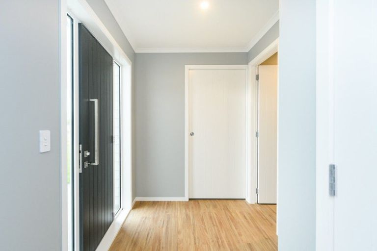 Photo of property in 2 Oldfield Lane, Marton, 4710