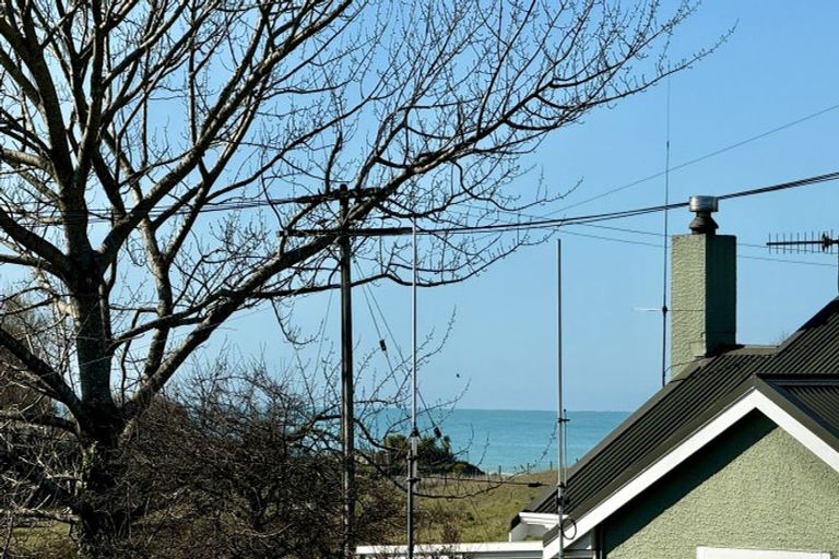 Photo of property in 14 Westcott Street, Waimataitai, Timaru, 7910