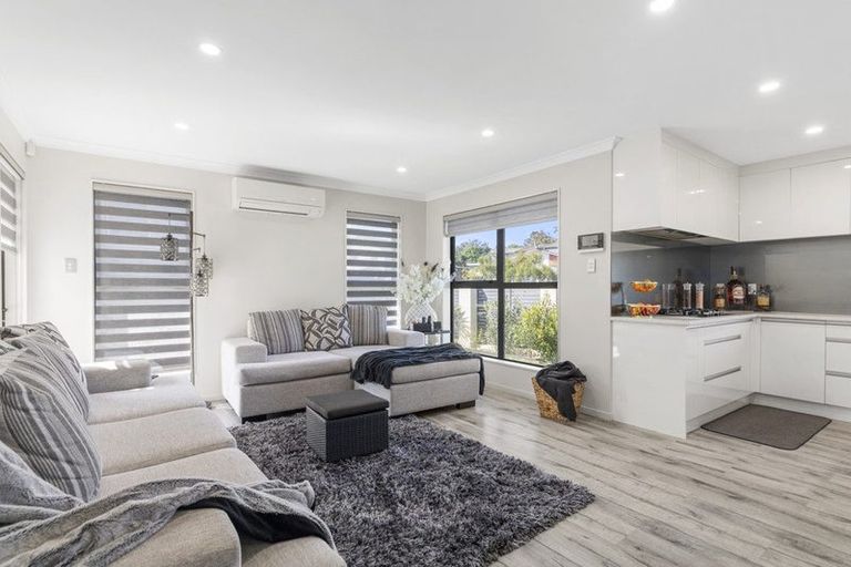 Photo of property in 14a Charntay Avenue, Clover Park, Auckland, 2019