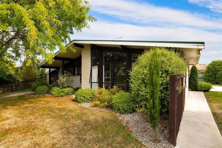 Photo of property in 2 Holcroft Court, Rangiora, 7400