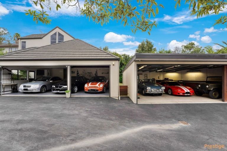 Photo of property in 35a Picasso Drive, West Harbour, Auckland, 0618