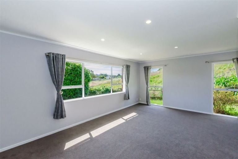 Photo of property in 71b Raumati Road, Raumati Beach, Paraparaumu, 5032