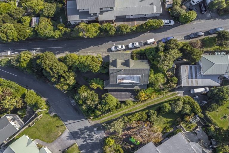 Photo of property in 3 Corlett Road, Plimmerton, Porirua, 5026