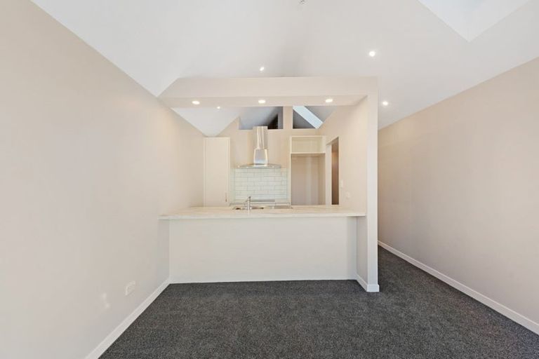 Photo of property in 90 Owen Street, Newtown, Wellington, 6021