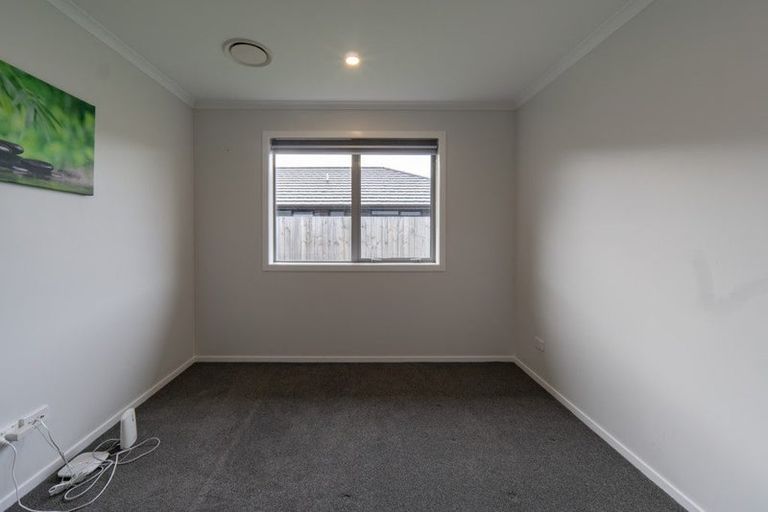 Photo of property in 25 Keerangi Place, Rototuna North, Hamilton, 3210