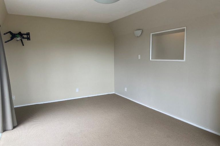 Photo of property in 3 Kate Way, Karori, Wellington, 6012