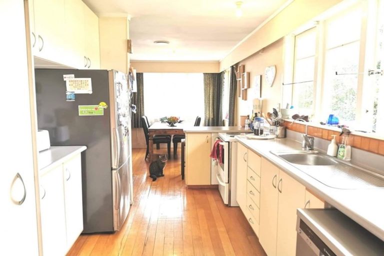 Photo of property in 5 Kapekape Place, Pukerua Bay, 5026