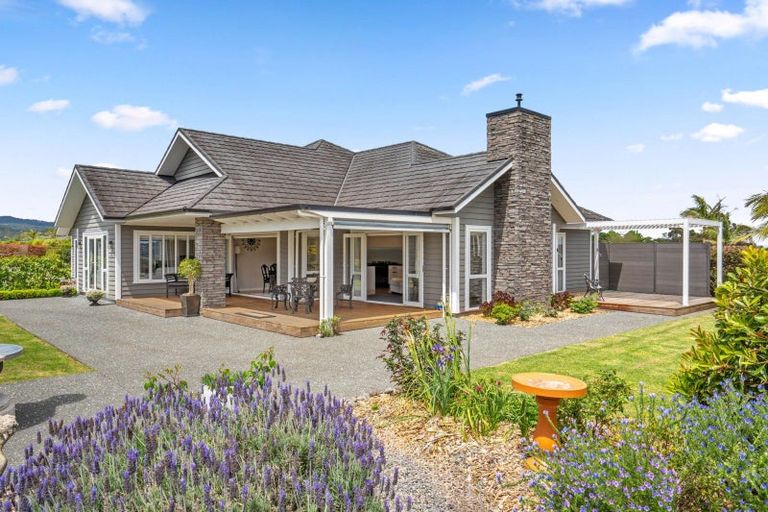 Photo of property in 14 Summerfield Way, Parahaki, Whangarei, 0112