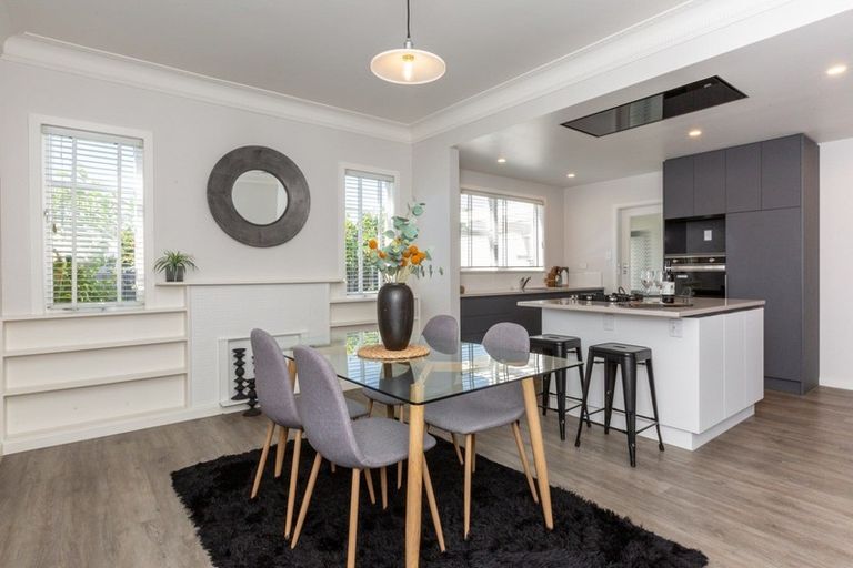 Photo of property in 32 Morse Street, Marewa, Napier, 4110