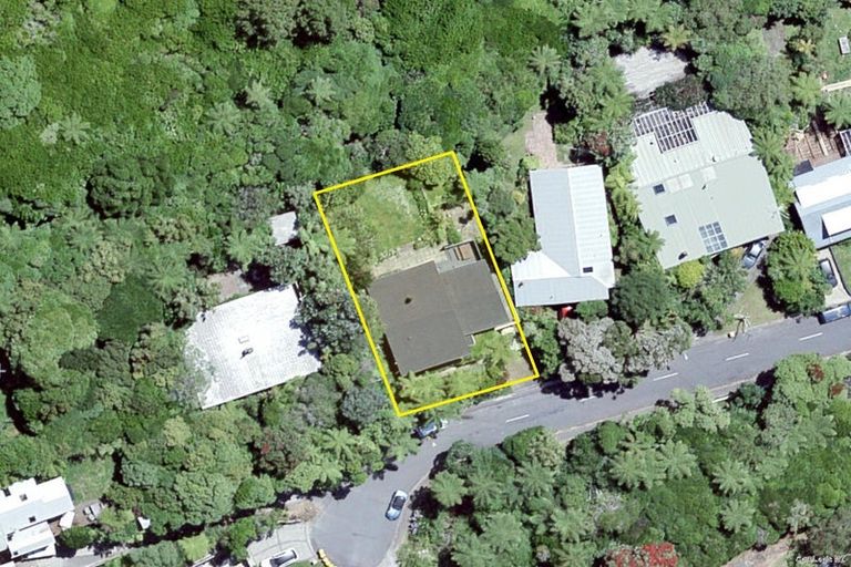 Photo of property in 58 Homewood Crescent, Karori, Wellington, 6012