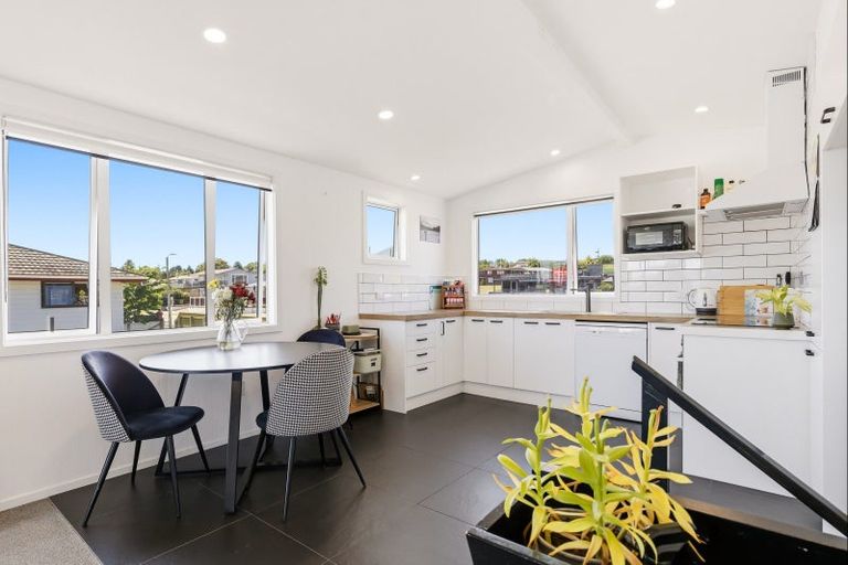 Photo of property in 35b Richmond Avenue, Richmond Heights, Taupo, 3330