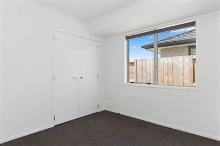 Photo of property in 30 Livingstone Drive, Papamoa Beach, Papamoa, 3118