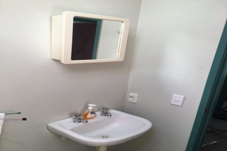 Photo of property in 12/74 Hansons Lane, Upper Riccarton, Christchurch, 8041