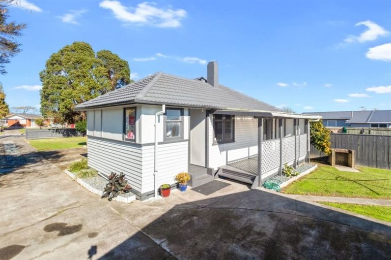 Photo of property in 1 Rata Avenue, Edgecumbe, 3120