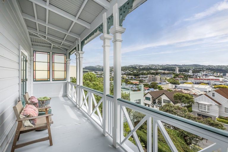 Photo of property in 91 Brougham Street, Mount Victoria, Wellington, 6011