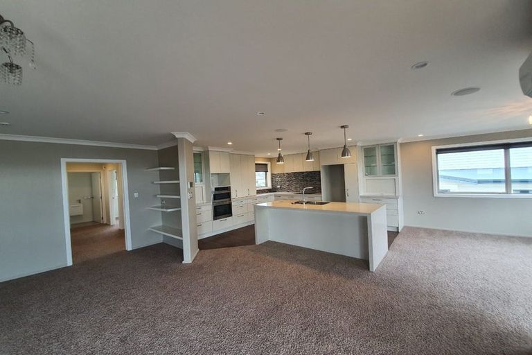 Photo of property in 49a Torkar Road, Clarks Beach, 2122