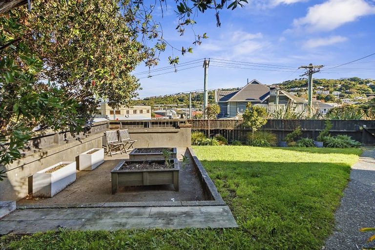 Photo of property in 112 Darlington Road, Miramar, Wellington, 6022