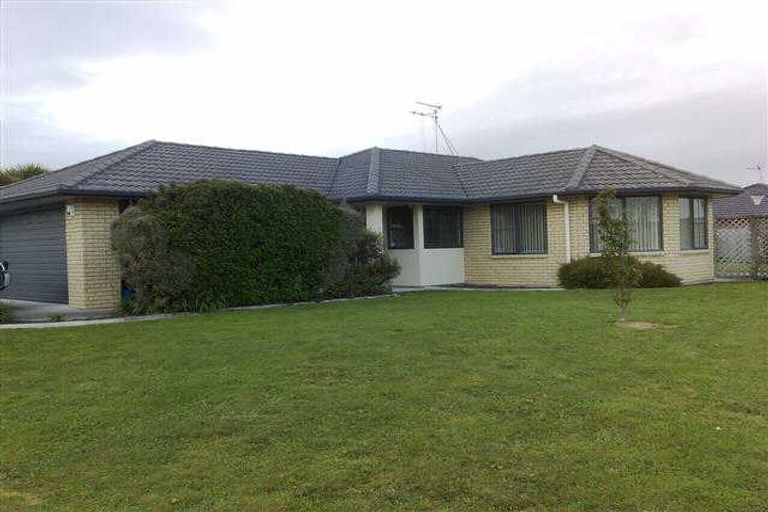 Photo of property in 25 Aldona Place, Fairview Downs, Hamilton, 3214