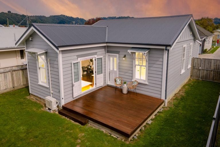 Photo of property in 27a Liverpool Street, Trentham, Upper Hutt, 5018