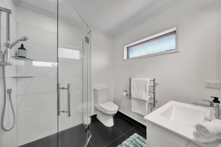 Photo of property in 11 Keene Drive, Bell Block, New Plymouth, 4312