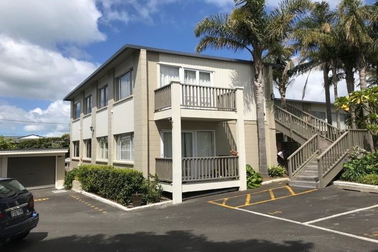 Photo of property in 20/72 Kitchener Road, Milford, Auckland, 0620
