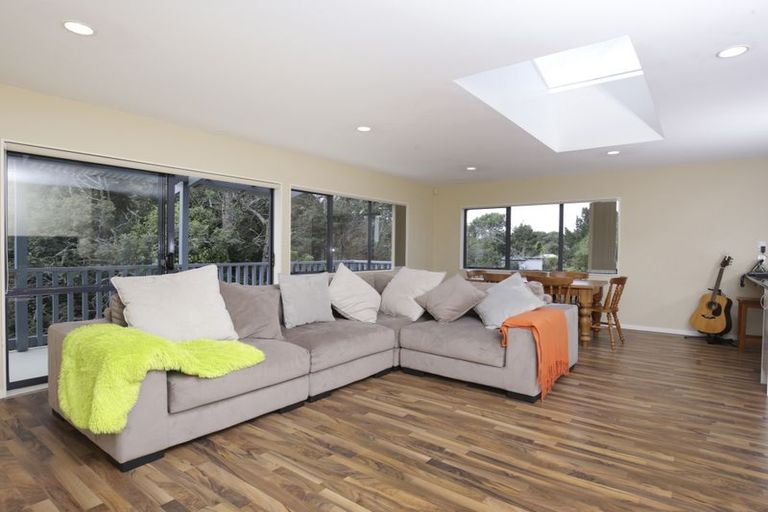 Photo of property in 1/50 Anich Road, Massey, Auckland, 0614