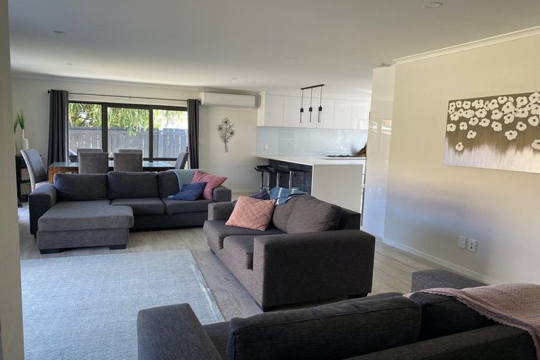 Photo of property in 43a Harania Avenue, Favona, Auckland, 2024