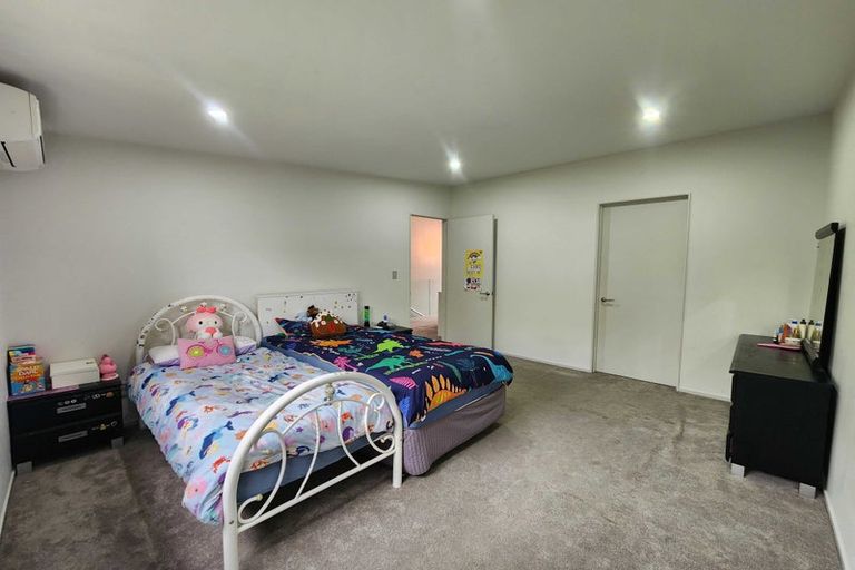 Photo of property in 8b Carlos Drive, Flat Bush, Auckland, 2016