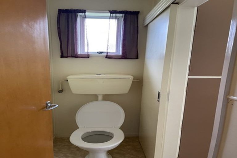 Photo of property in 336 Royal Road, Massey, Auckland, 0614