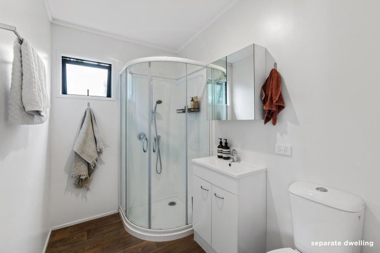 Photo of property in 16 Rossgrove Terrace, Mount Albert, Auckland, 1025