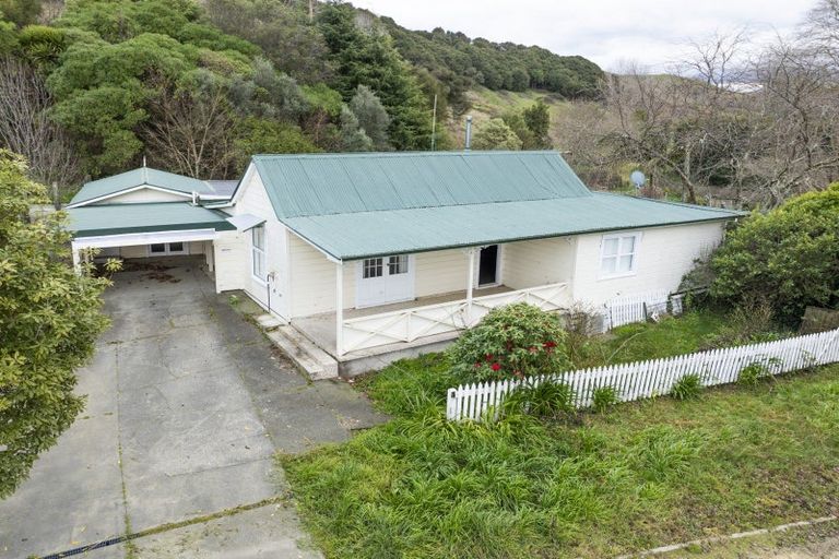 Photo of property in 627 Taupo Road, Eskdale, Napier, 4182