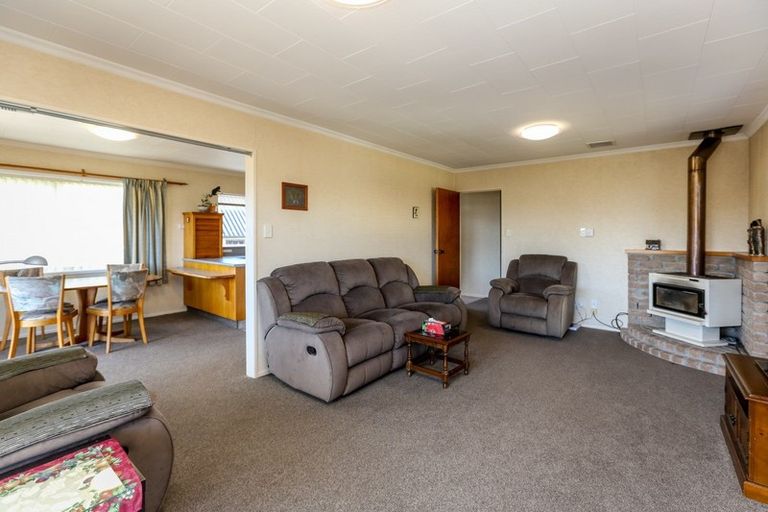 Photo of property in 30 Karaka Street, Merrilands, New Plymouth, 4312
