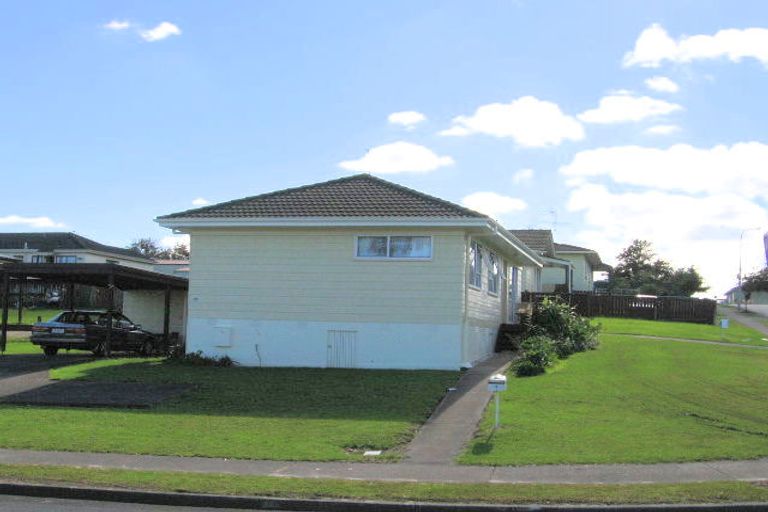 Photo of property in 1 Palermo Place, Clover Park, Auckland, 2023