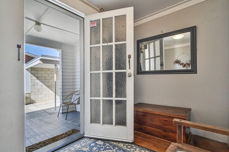 Photo of property in 815 Churchill Street, Akina, Hastings, 4122