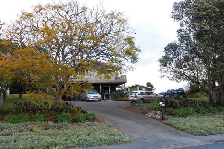 Photo of property in 29 Derrick Road, Kawakawa, 0210