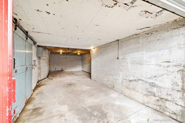 Photo of property in 46 Mcfarlane Street, Mount Victoria, Wellington, 6011