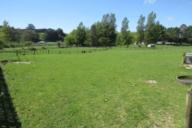 Photo of property in 160 Pukemiku Road, Mangamutu, Pahiatua, 4983