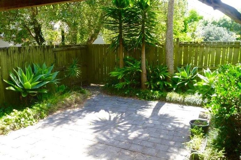 Photo of property in 11/8 Hamilton Road, Herne Bay, Auckland, 1011