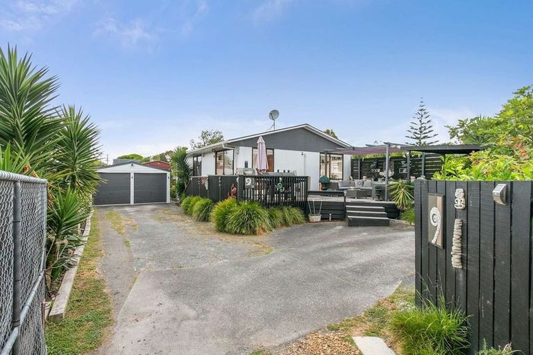 Photo of property in 1/26 Kamara Road, Glen Eden, Auckland, 0602