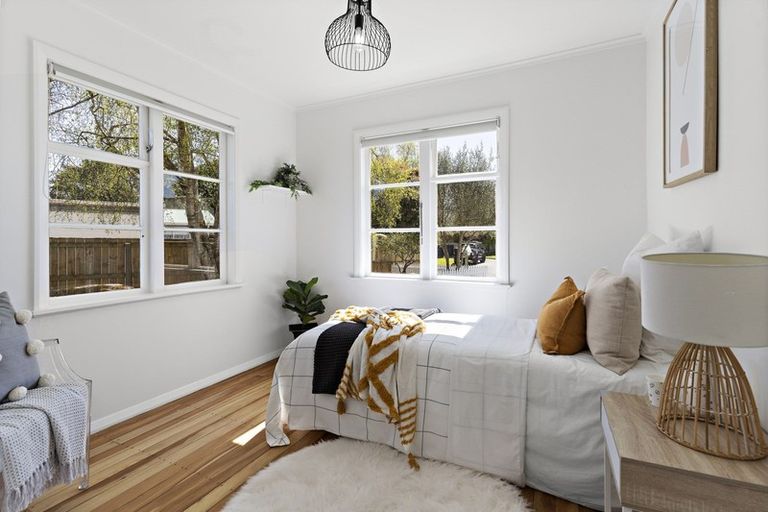 Photo of property in 9 Yule Grove, Greytown, 5712