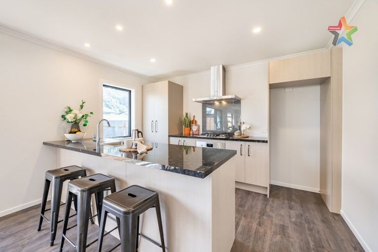 Photo of property in 17a Lockwood Crescent, Taita, Lower Hutt, 5011