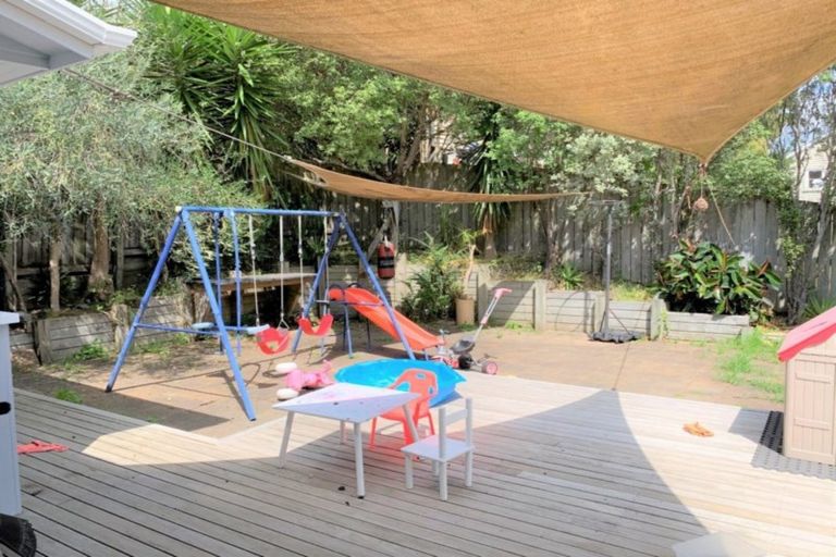 Photo of property in 26 Glendon Avenue, Avondale, Auckland, 1026