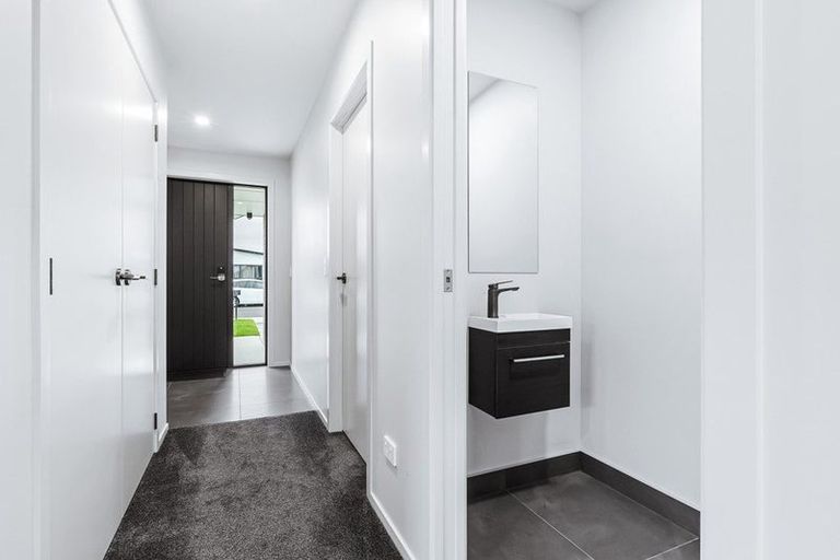 Photo of property in 36 Tawhai Crescent, Wharewaka, Taupo, 3330