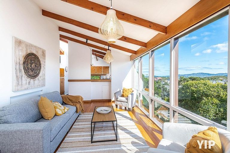 Photo of property in 89 Black Rock Road, Newlands, Wellington, 6037