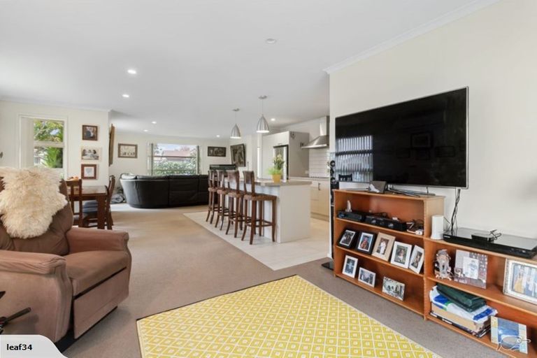 Photo of property in 5 Ballantyne Way, Aongatete, Katikati, 3178