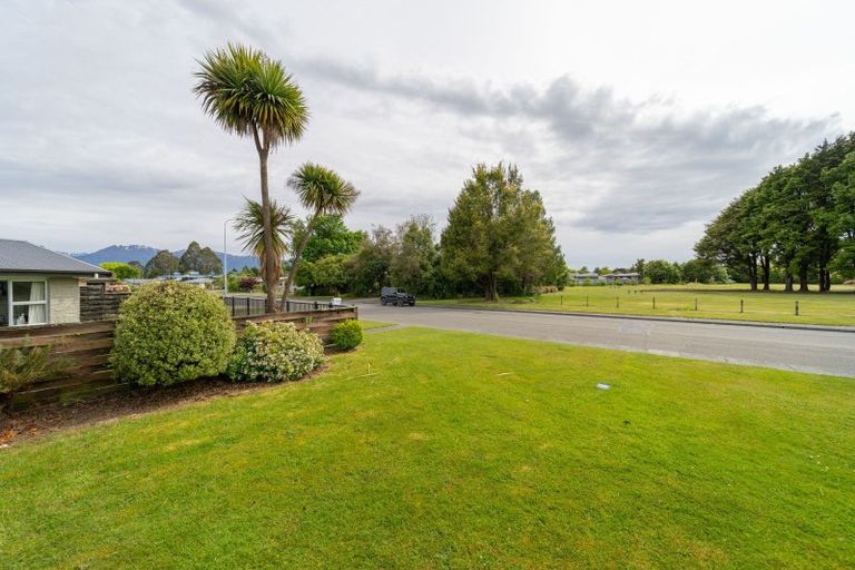 Photo of property in 35 Henry Street, Te Anau, 9600