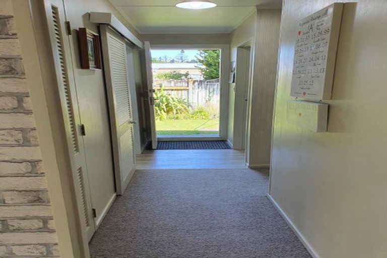 Photo of property in 13a Savage Crescent, West End, Palmerston North, 4412