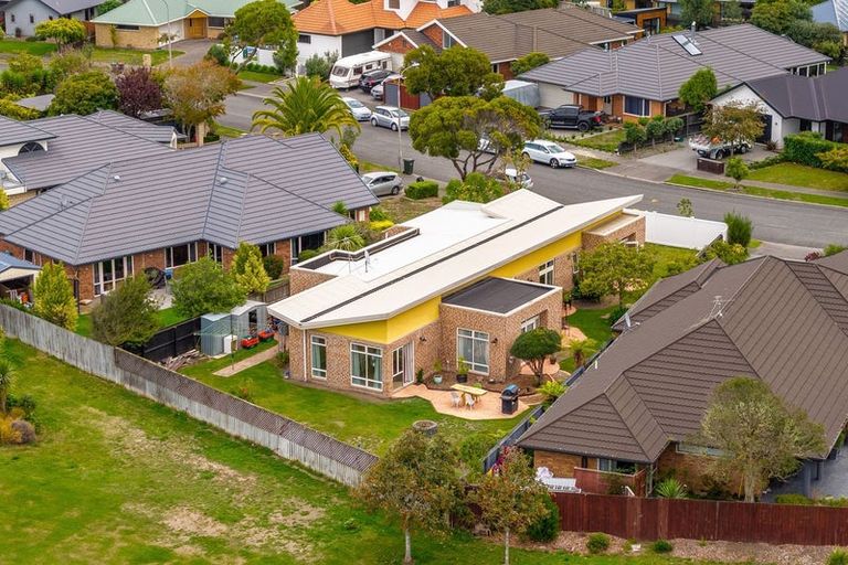 Photo of property in 53 Forest Drive, Parklands, Christchurch, 8083